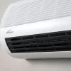 Thira elektromos fali fűtőtest 1000W/2000W, modern vezérlőpanellel és ventilátoros légáramlás funkcióval